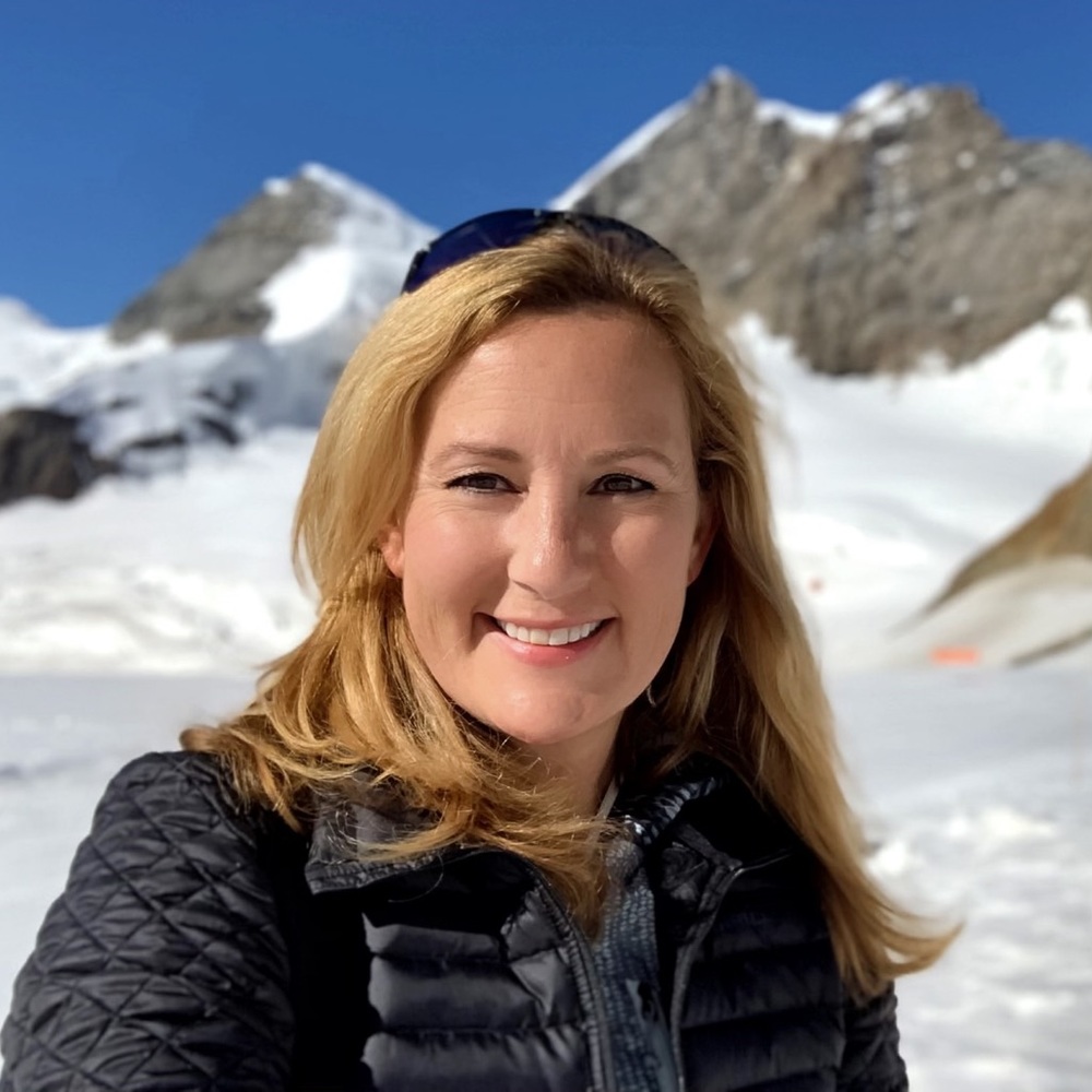 Meet your Posher, Jennifer